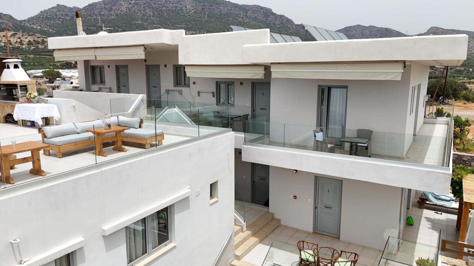 Asteri Apartments Und Studios Makrýgialos Buitenkant foto