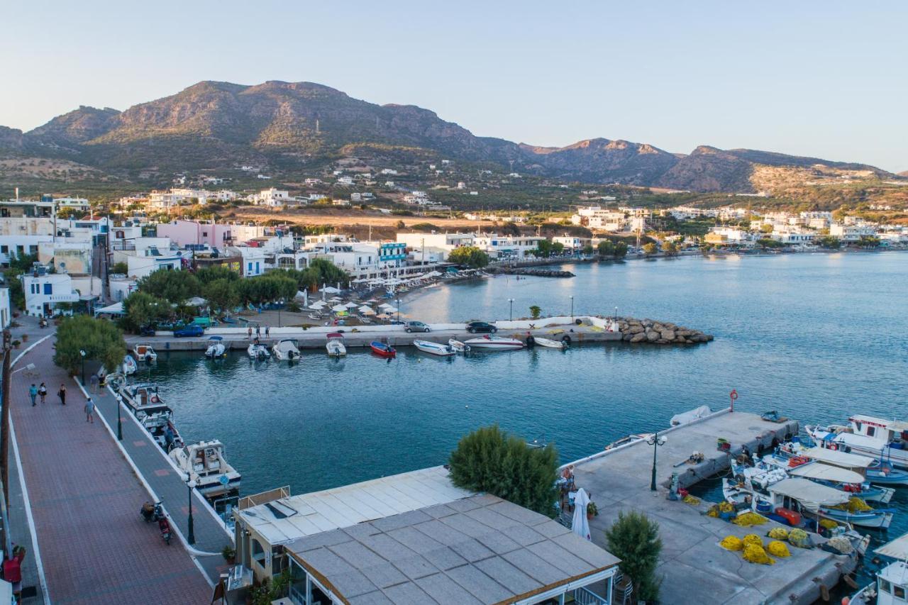 Asteri Apartments Und Studios Makrýgialos Buitenkant foto
