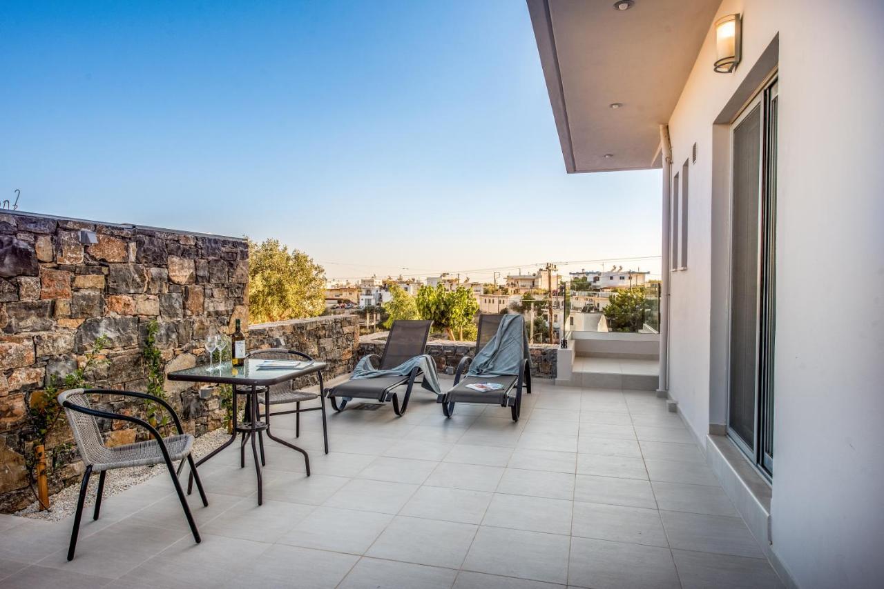 Asteri Apartments Und Studios Makrýgialos Buitenkant foto
